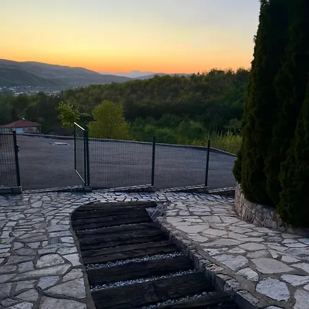 Rest 4 Bedrooms Villa *