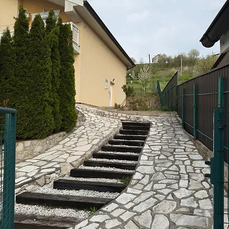Rest 4 Bedrooms Villa *