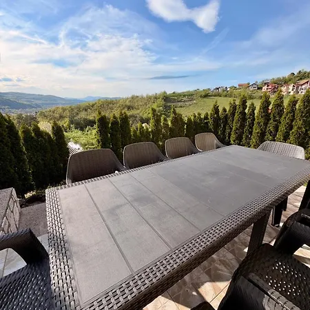 Rest 4 Bedrooms Villa