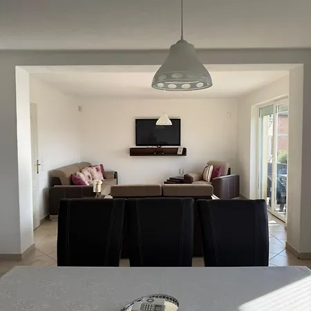 Rest 4 Bedrooms Villa Ilijas