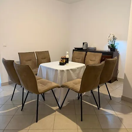 Villa Rest 4 Bedrooms *